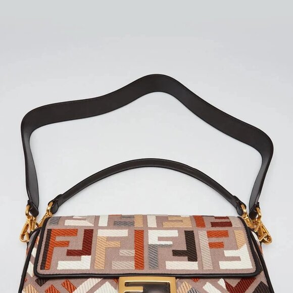 Fendi Ebano Multicolor FF Fabric/Leather Baguette Bag - 8BR600 - Picture 3 of 11
